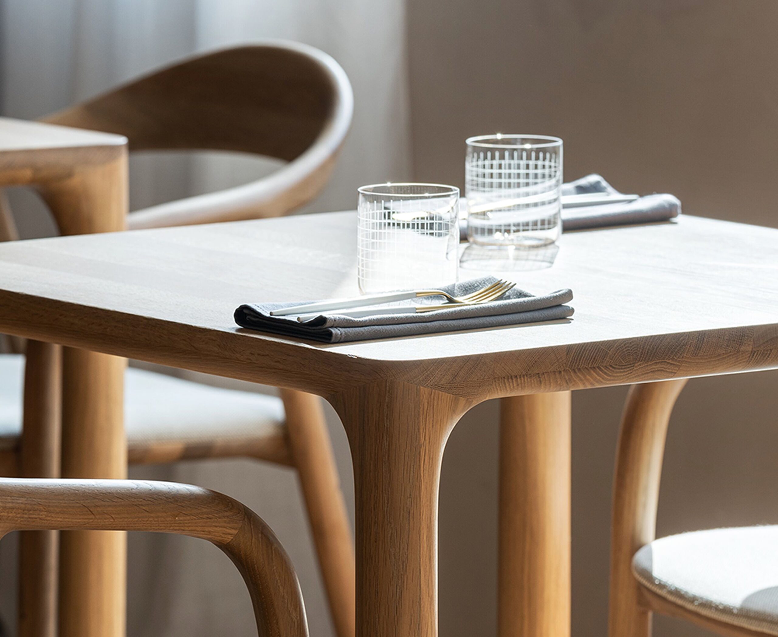 Jean table - Image 35