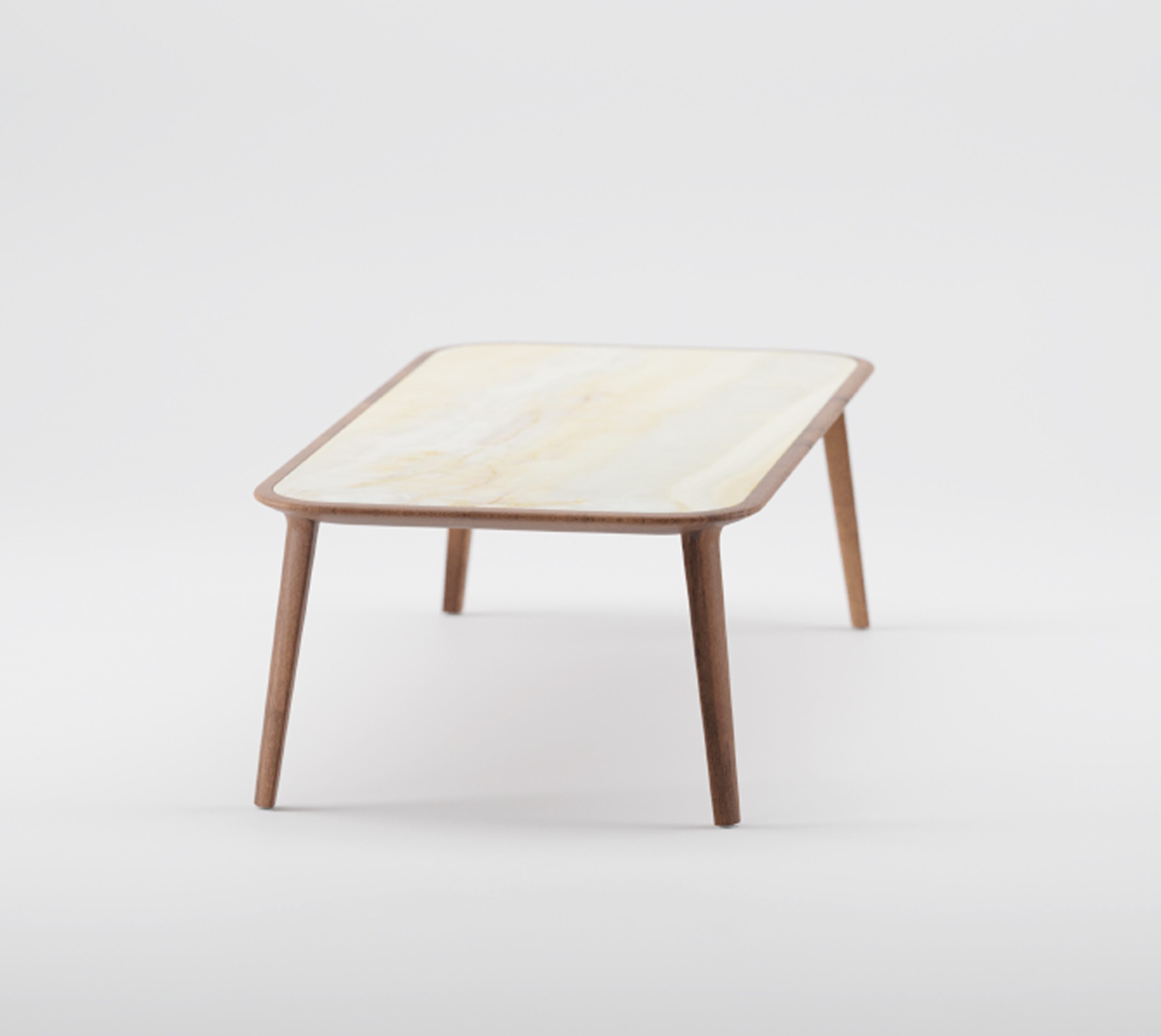 Kalota coffee table