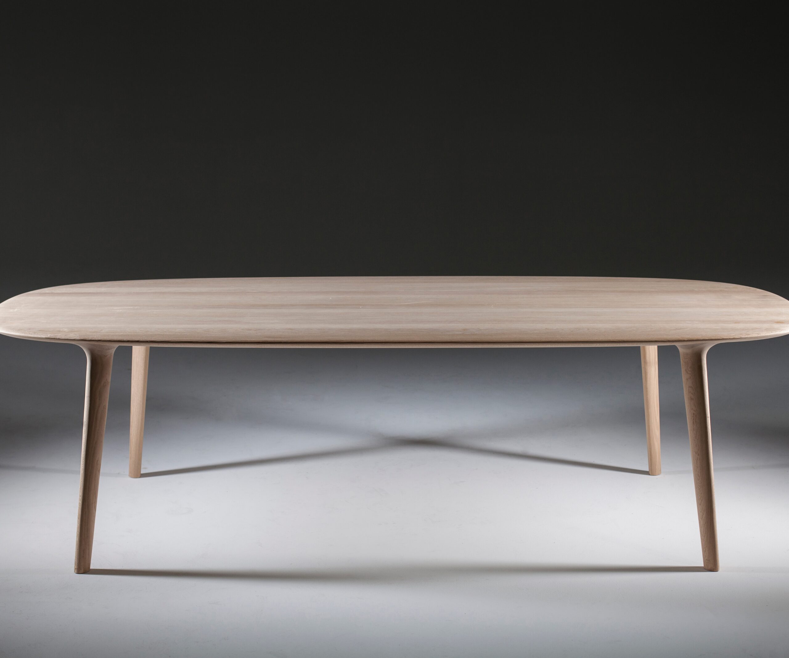 Luc oval table - Image 3