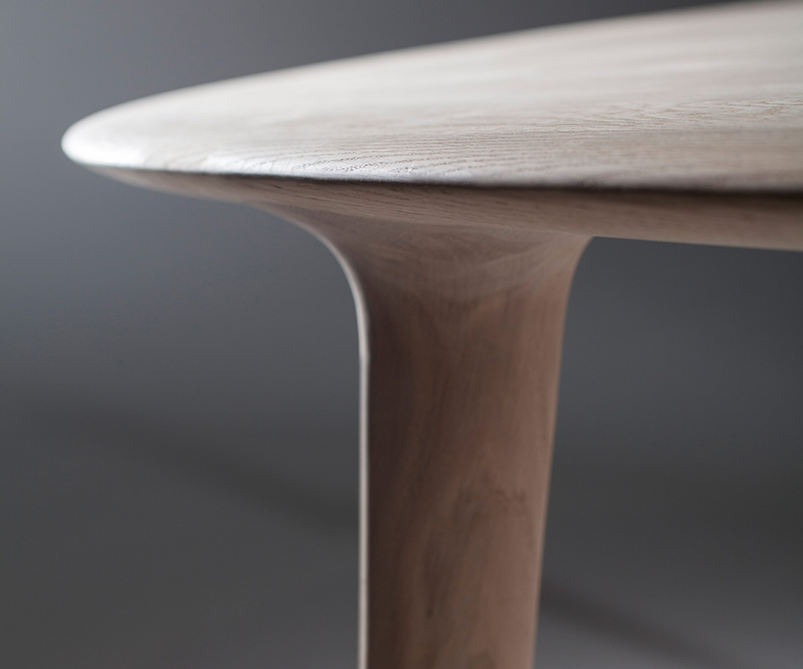 Luc oval table - Image 17