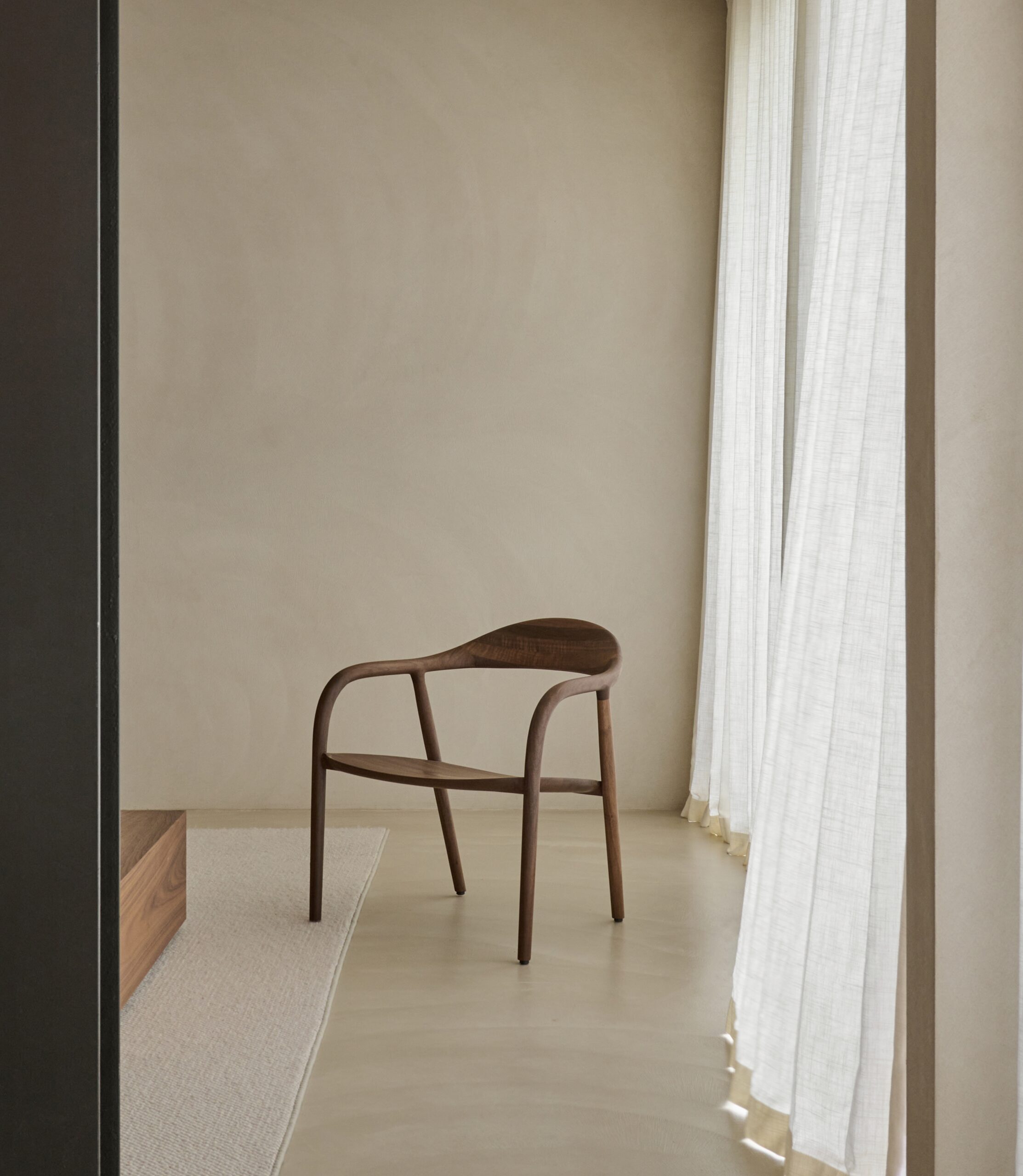 Neva Easy chair - Image 14