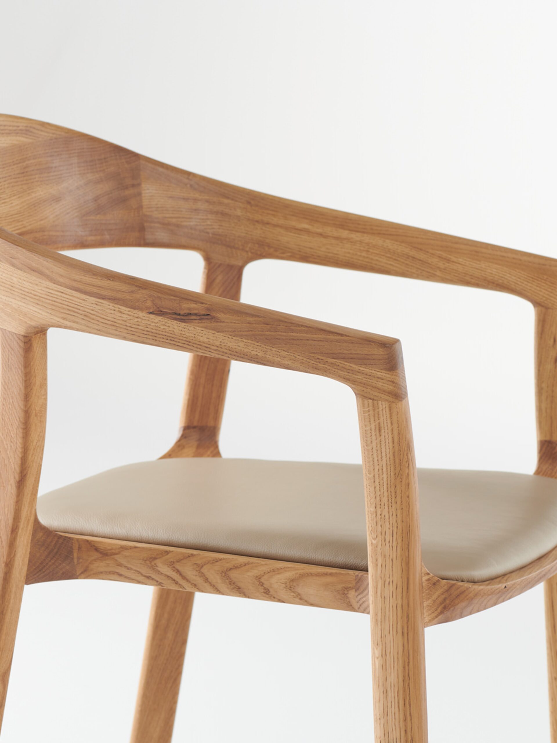 Tara chair - Image 6