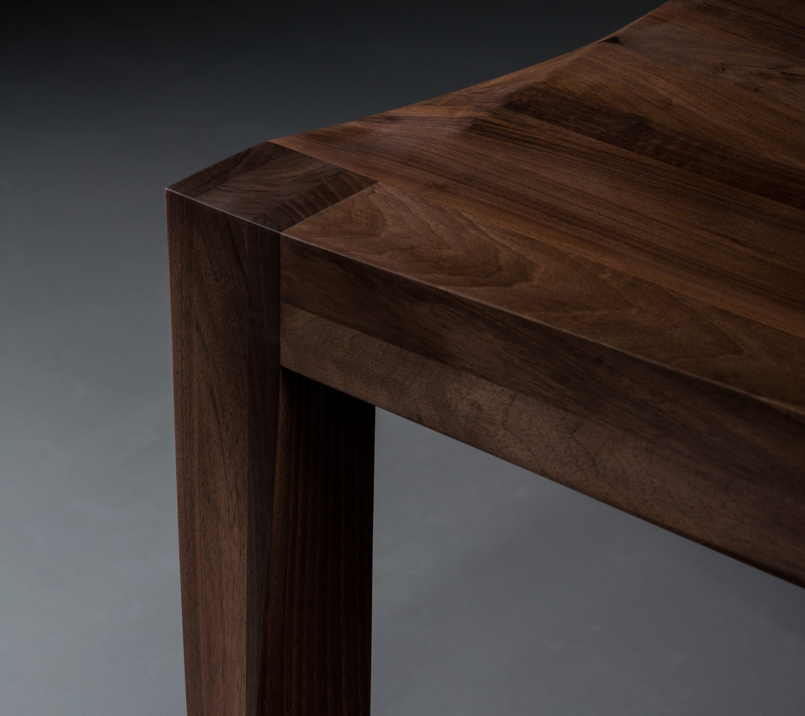 Torsio table