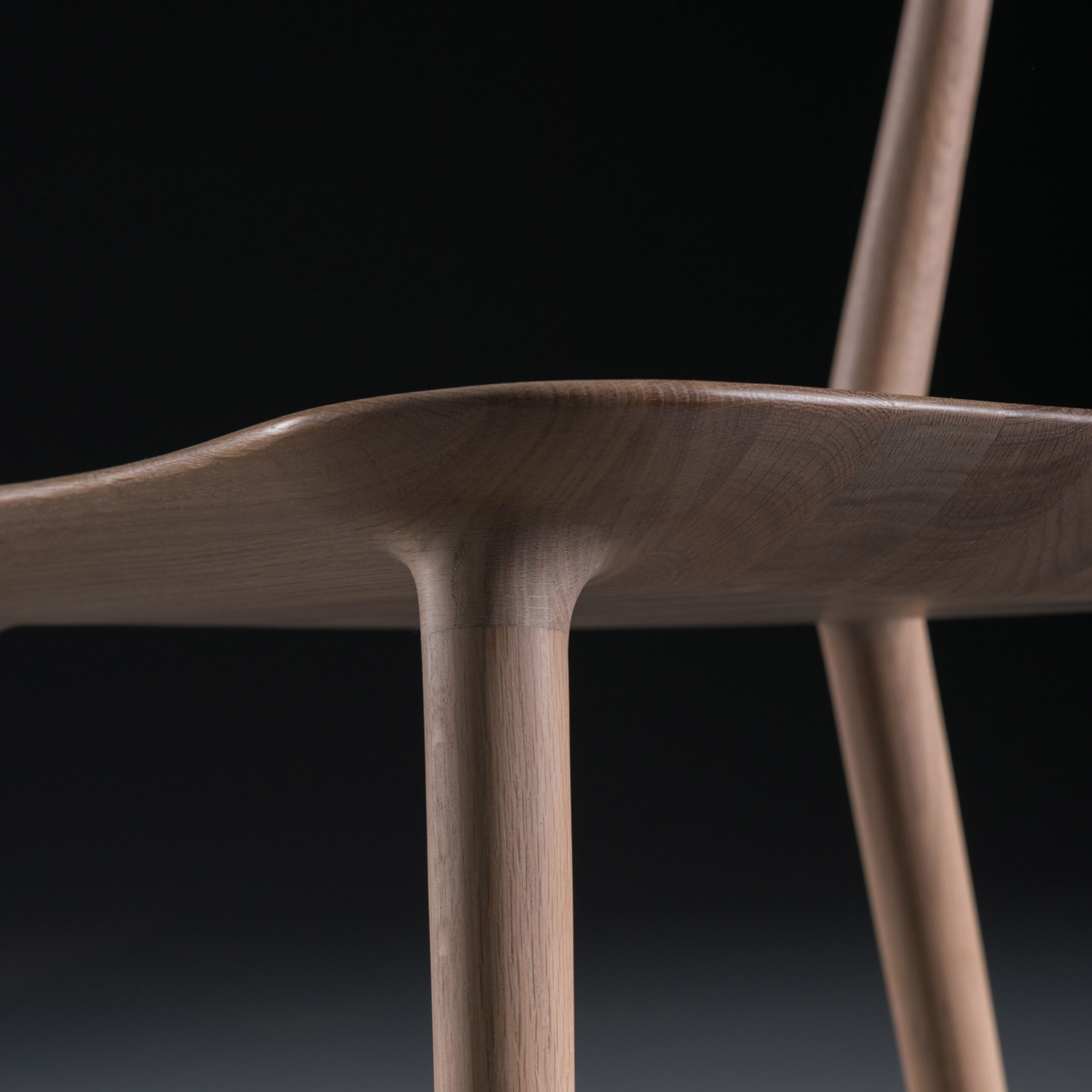 Wu chair - Image 11