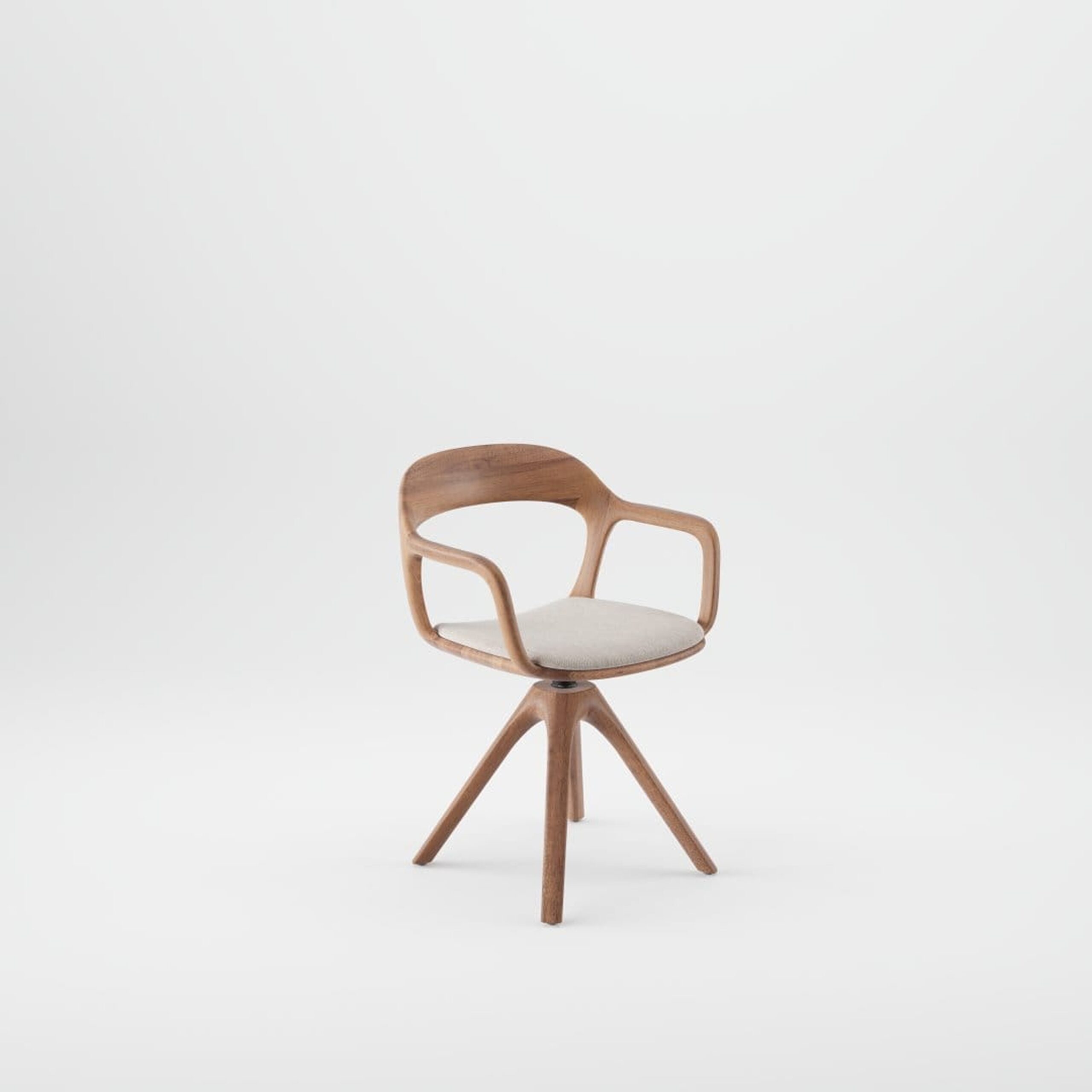 Leno upholstered seat and wooden backrest
