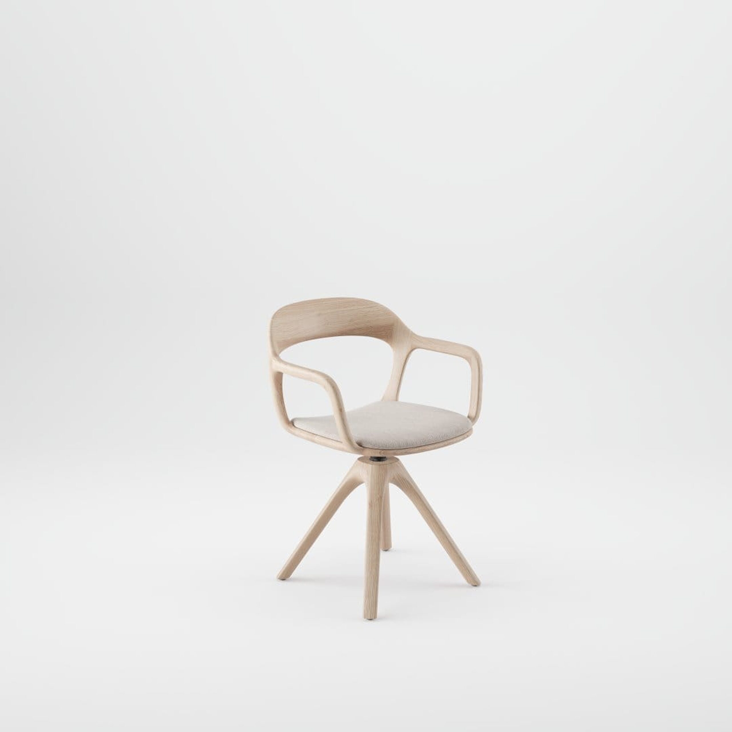 Leno upholstered seat and wooden backrest - Image 6